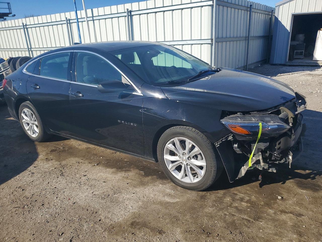 2022 Chevrolet Malibu Lt - Фото 4