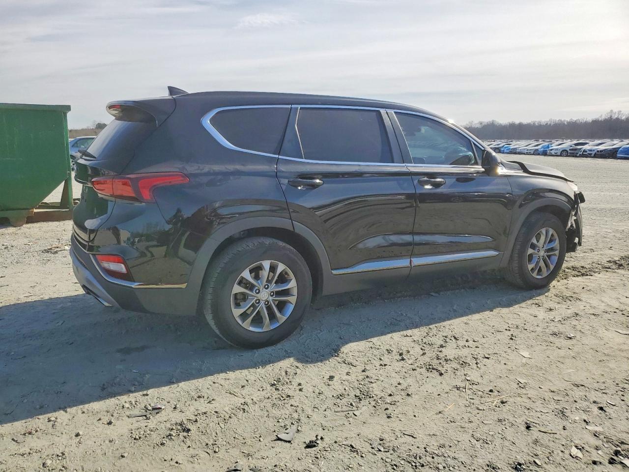 2019 Hyundai Santa Fe Se - Image 3