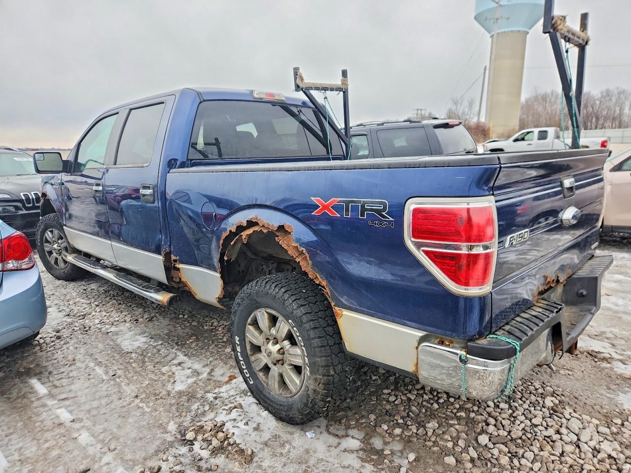 2011 Ford F150 Supercrew - Image 2