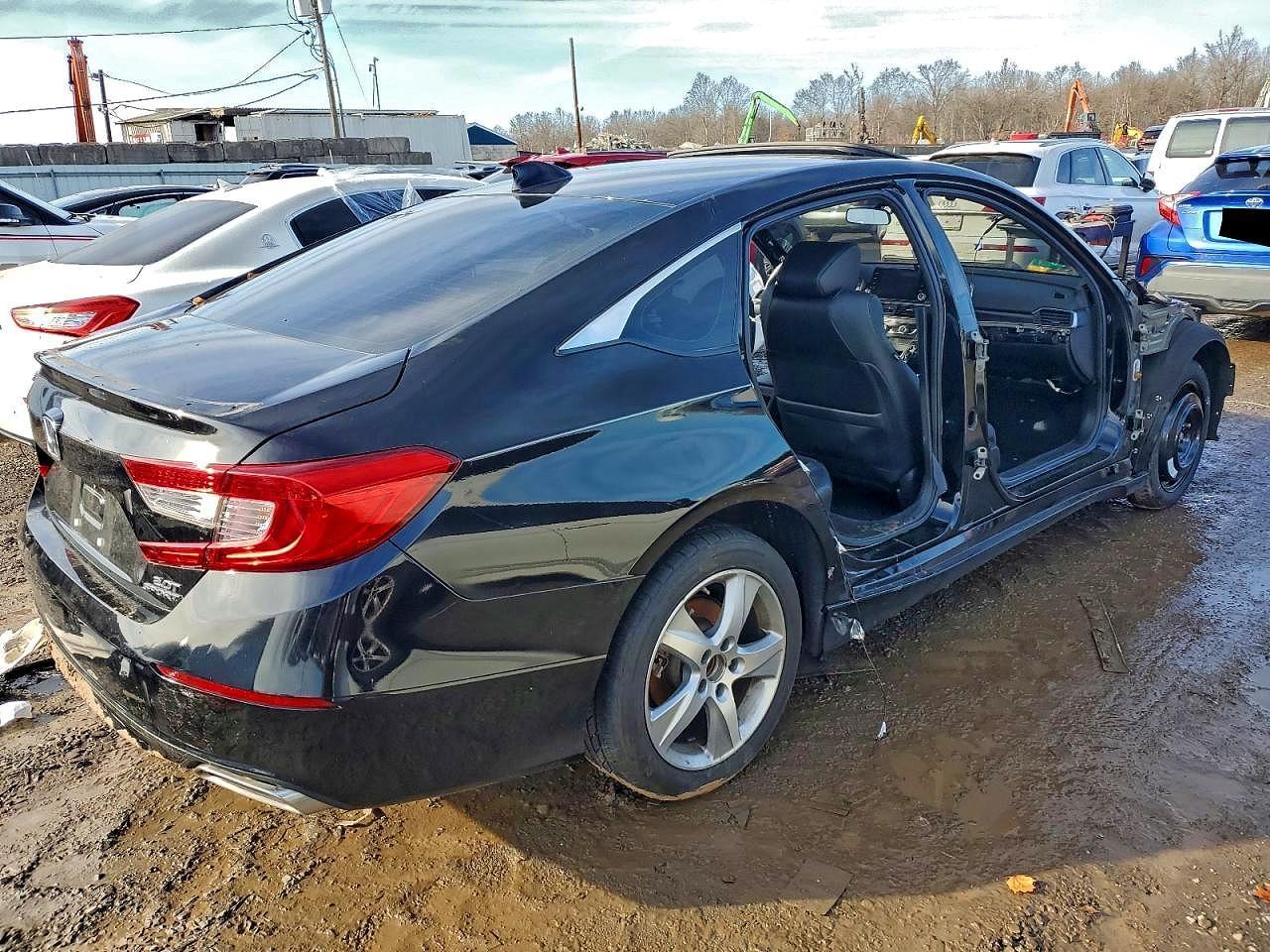 2021 Honda Accord Sport - Image 3