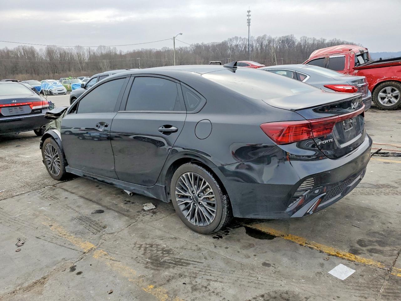 2024 Kia Forte - Фото 2