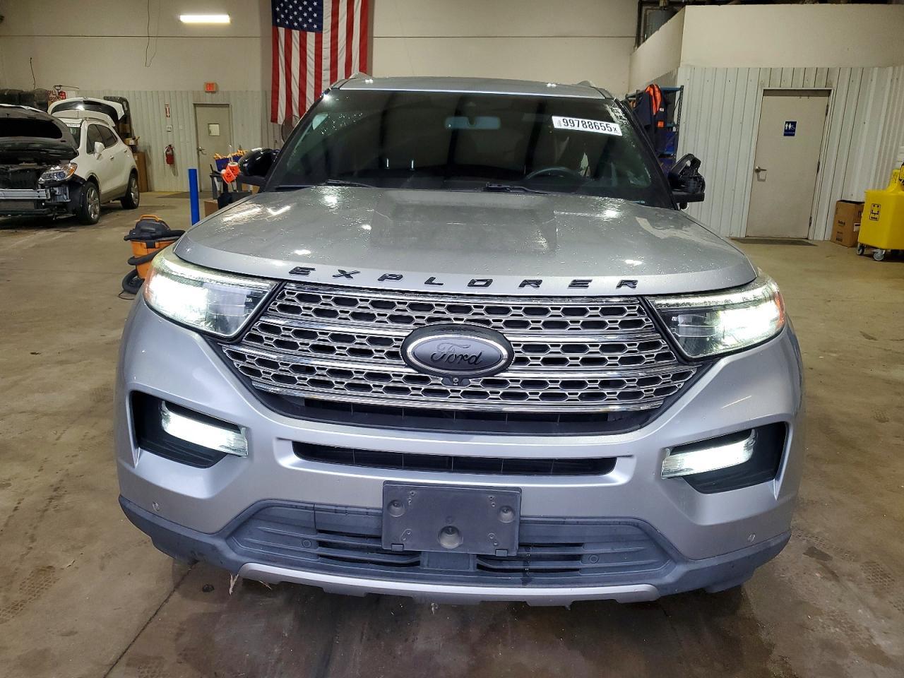 2020 Ford Explorer Limited - Фото 5