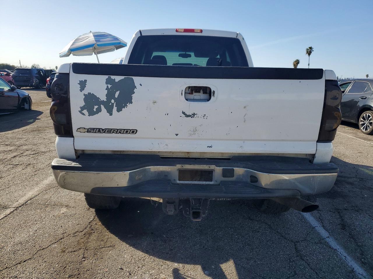 2007 Chevrolet Silverado C2500 Heavy Duty - Image 6