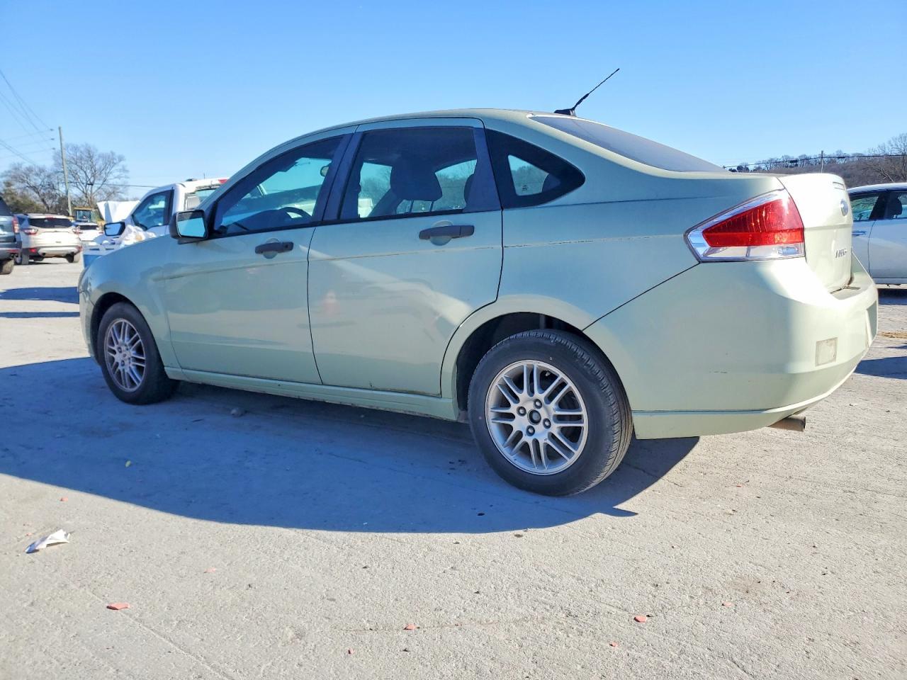 2010 Ford Focus Se - Image 2
