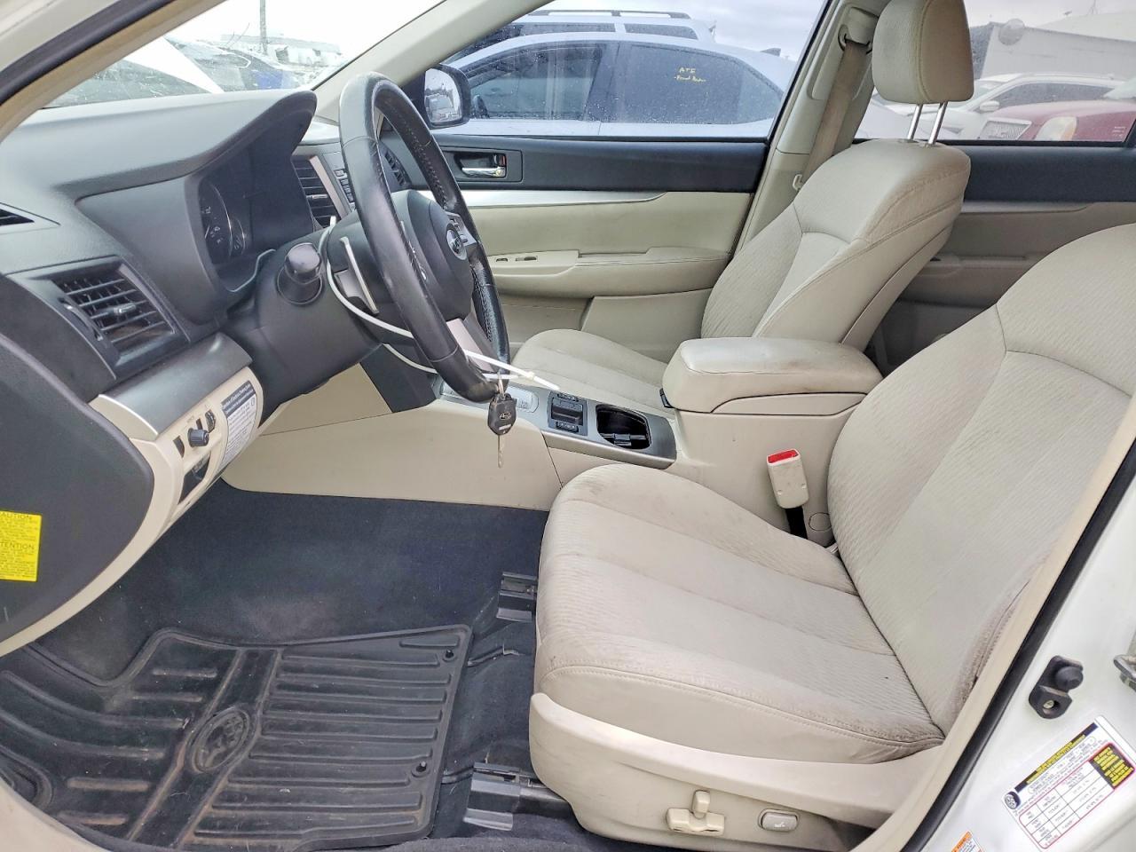 2011 Subaru Outback 2.5I Premium - Image 7