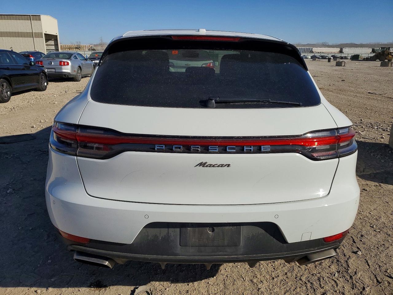 2021 Porsche Macan - Фото 6