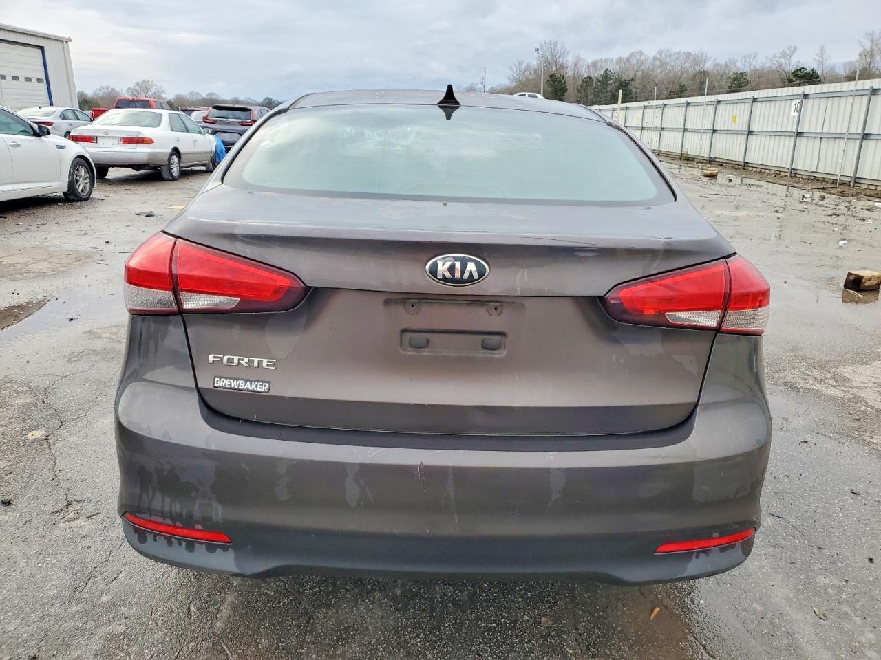 2018 Kia Forte Lx - Image 6