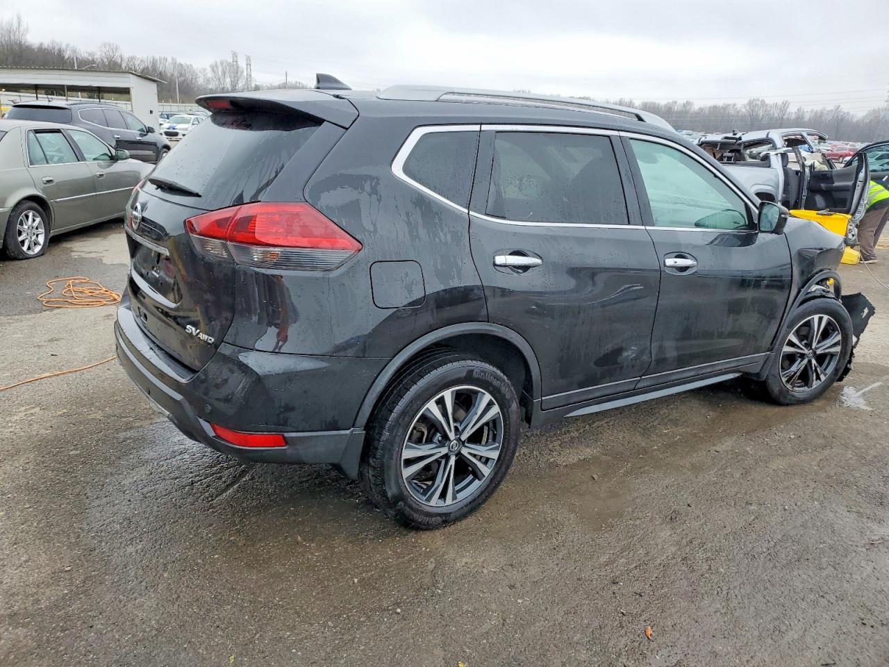 2020 Nissan Rogue S - Фото 3
