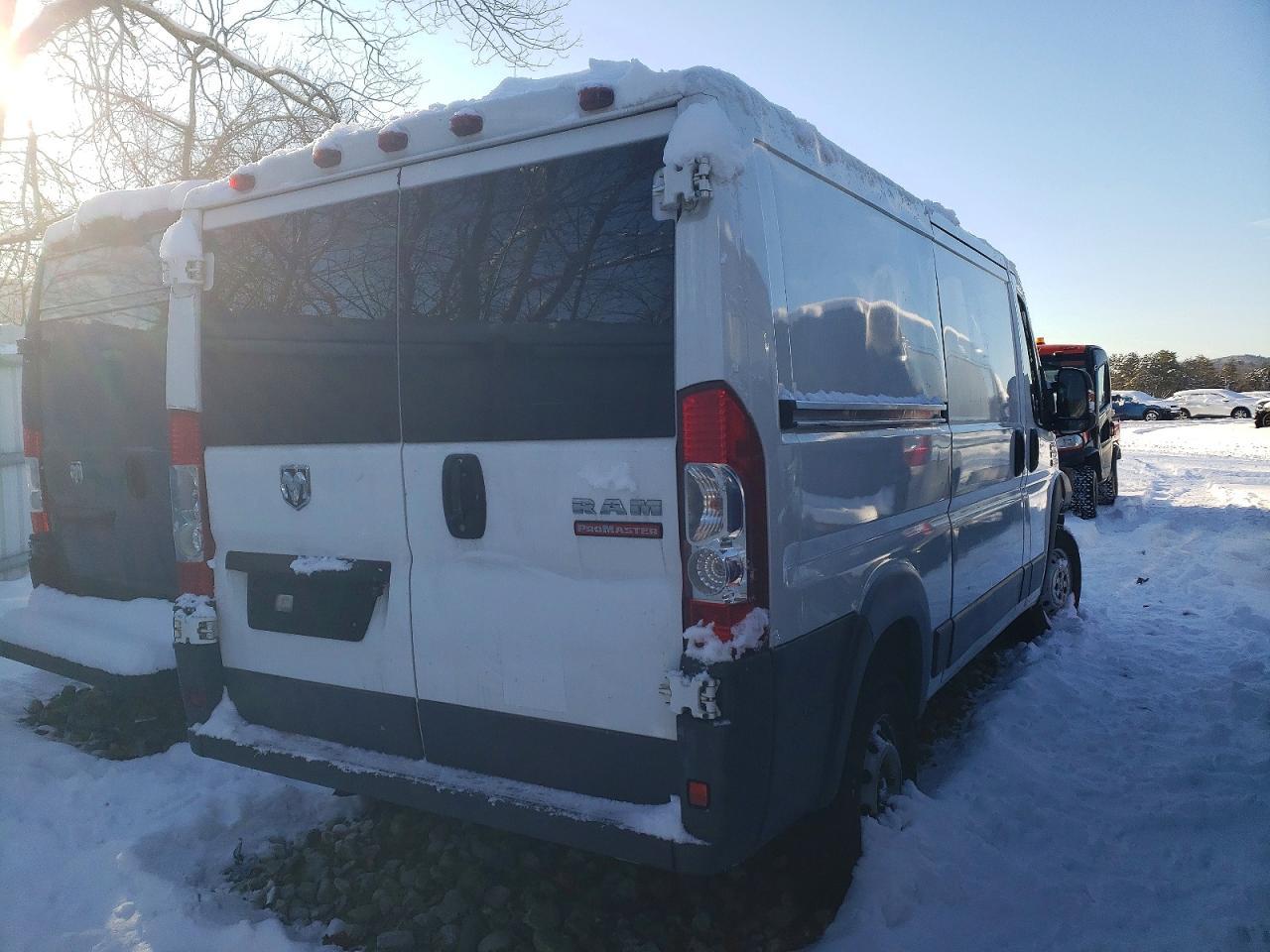 2017 Ram Promaster 1500 1500 Standard - Фото 3