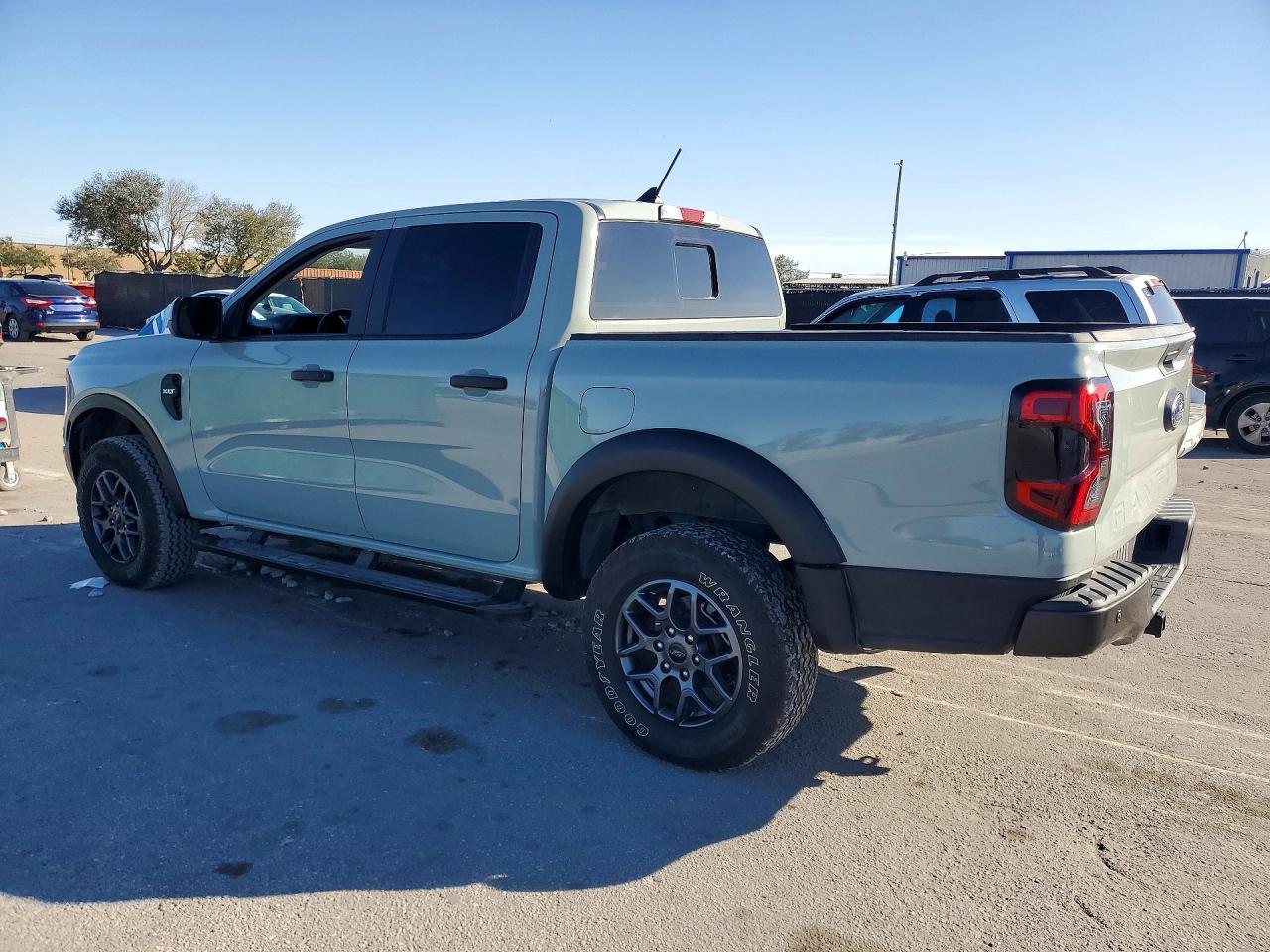 2024 Ford Ranger Xlt - Image 2