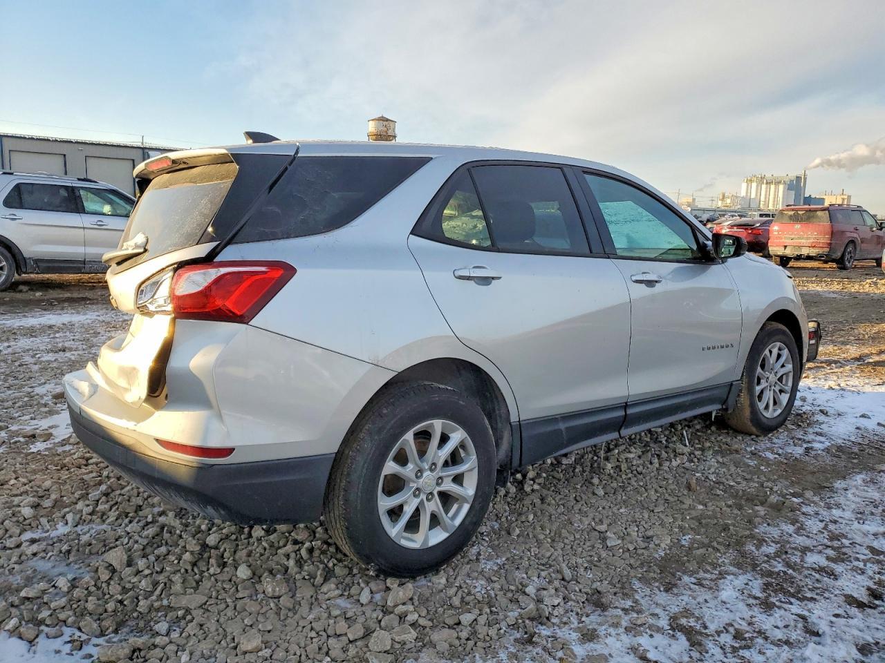 2019 Chevrolet Equinox Ls - Image 3
