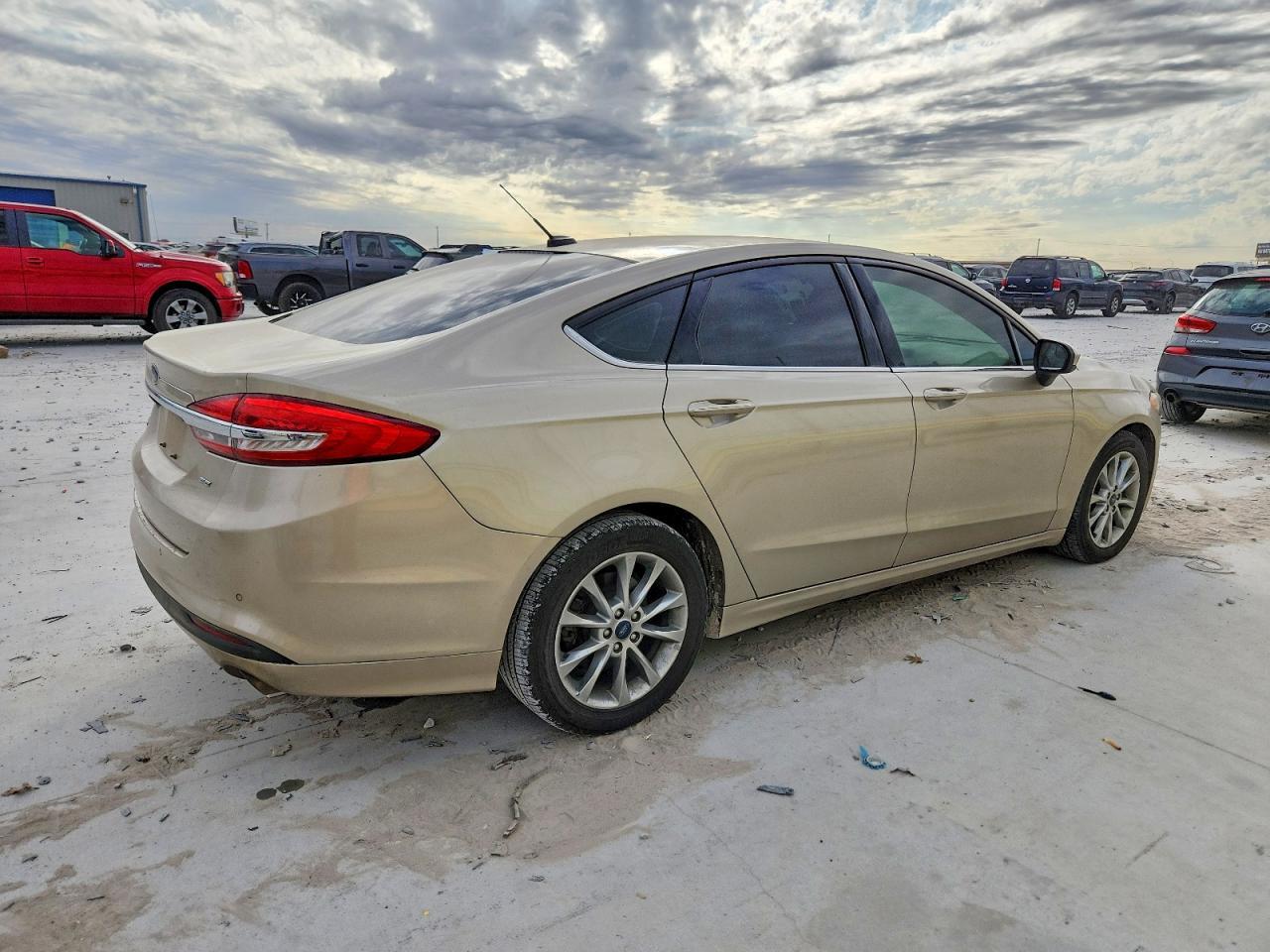 2017 Ford Fusion Se - Фото 3