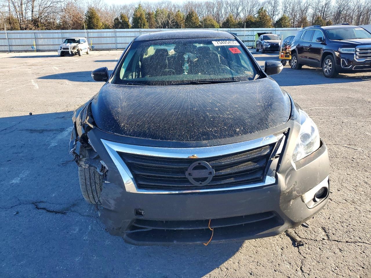 2015 Nissan Altima - Фото 5