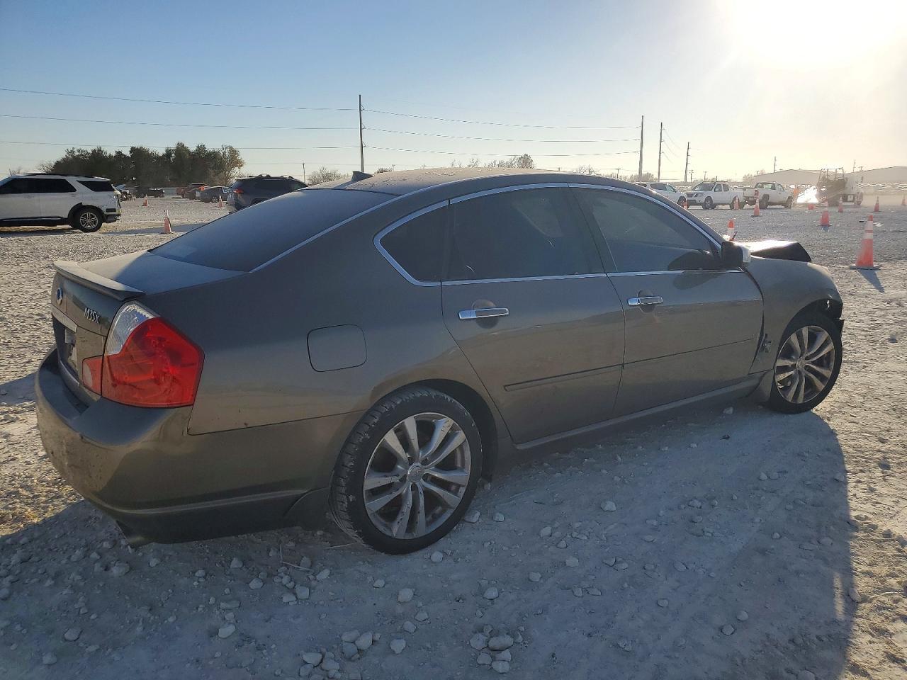 2006 Infiniti M35 - Image 3