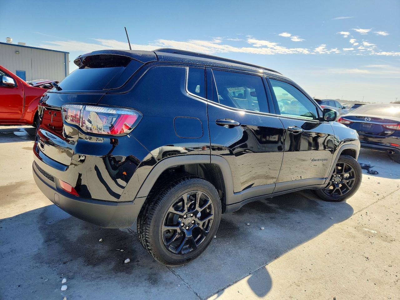 2026 Jeep Compass Latitude - Image 3