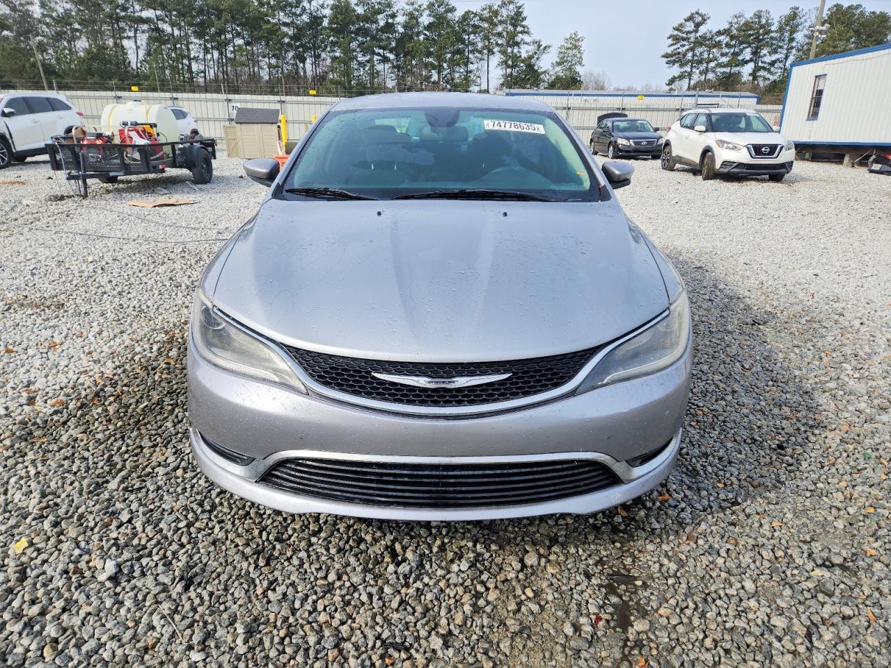 2015 Chrysler 200 Limited - Фото 5