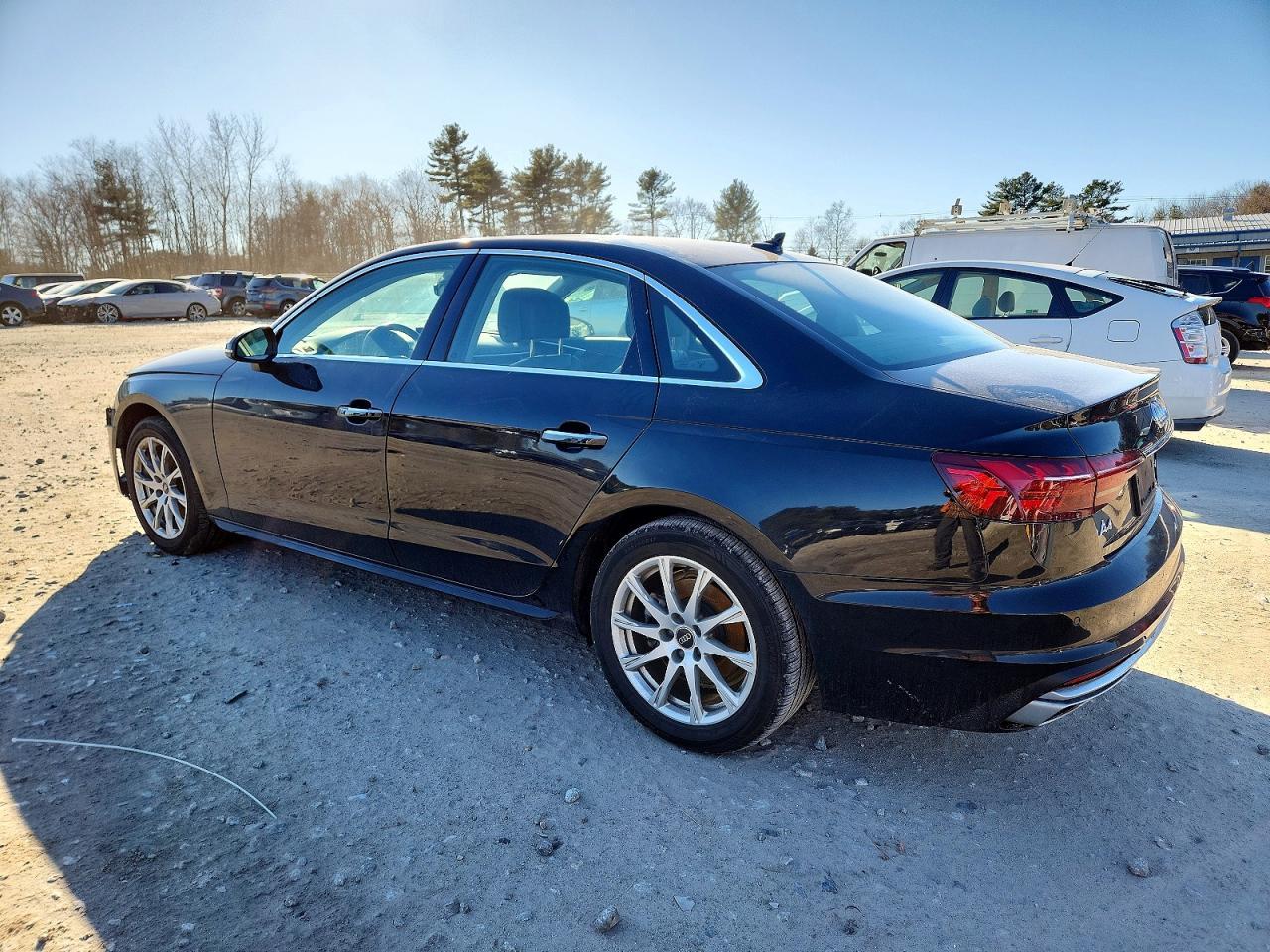 2023 Audi A4 Premium 40 - Фото 2