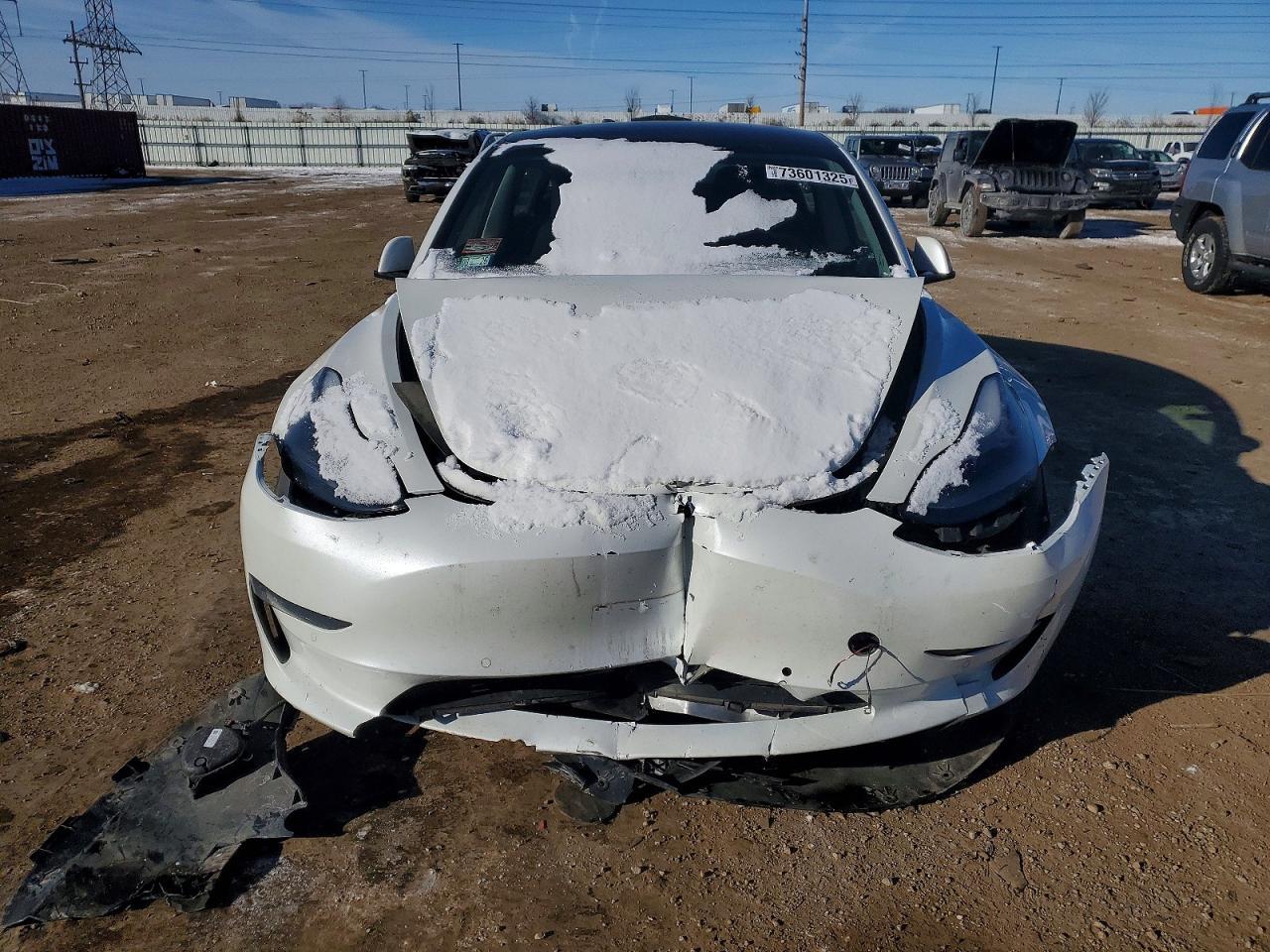 2022 Tesla Model 3 - Фото 5