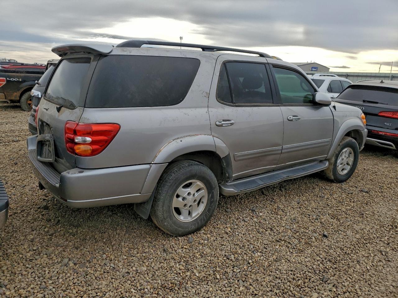 2002 Toyota Sequoia Limited - Image 3