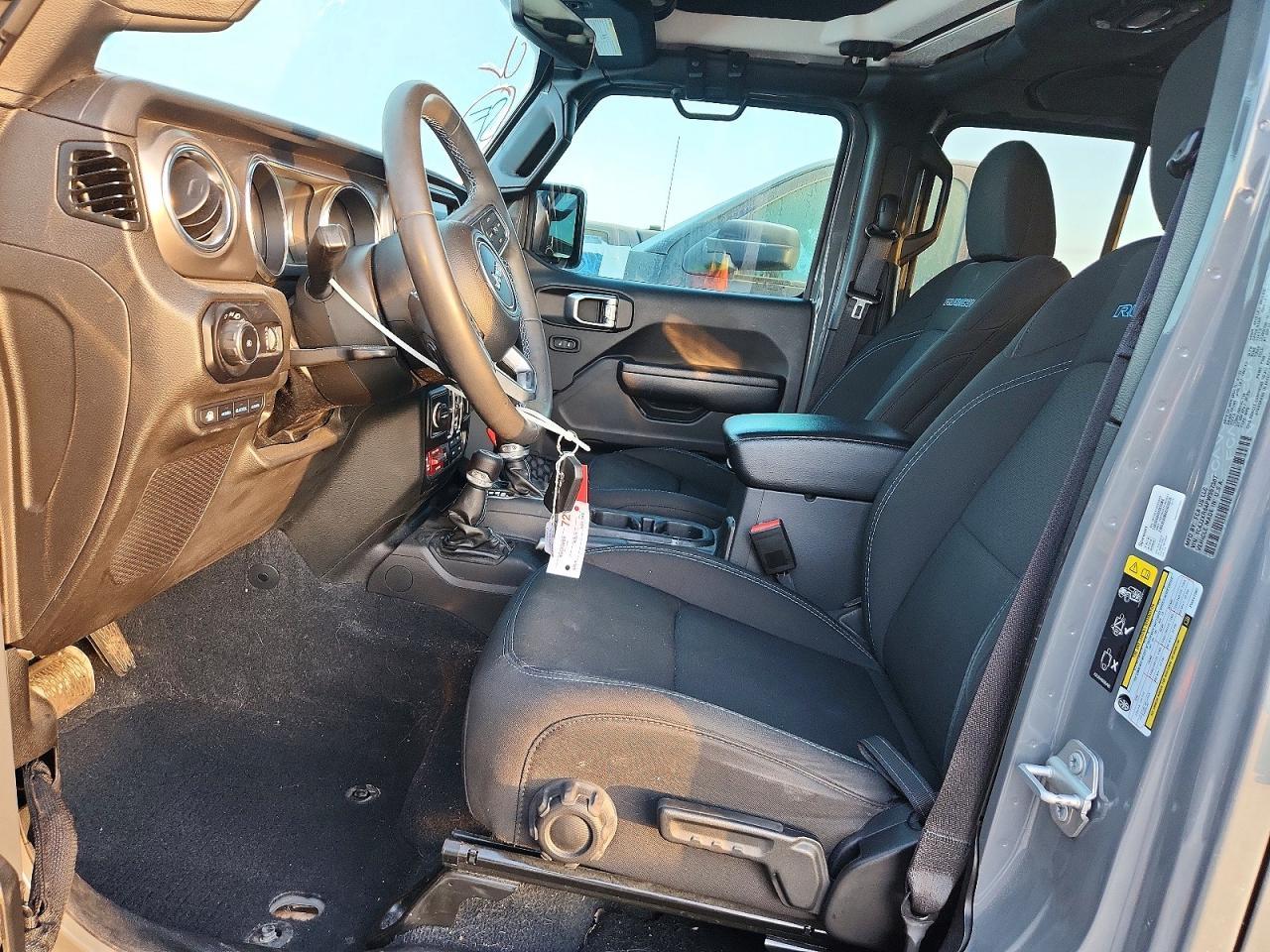 2023 Jeep Wrangler Rubicon 4Xe - Фото 7