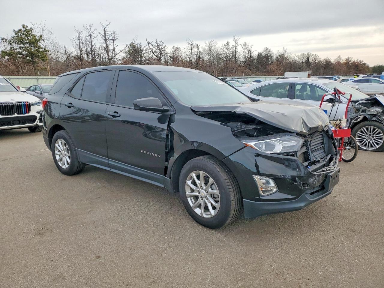 2021 Chevrolet Equinox Ls - Image 4