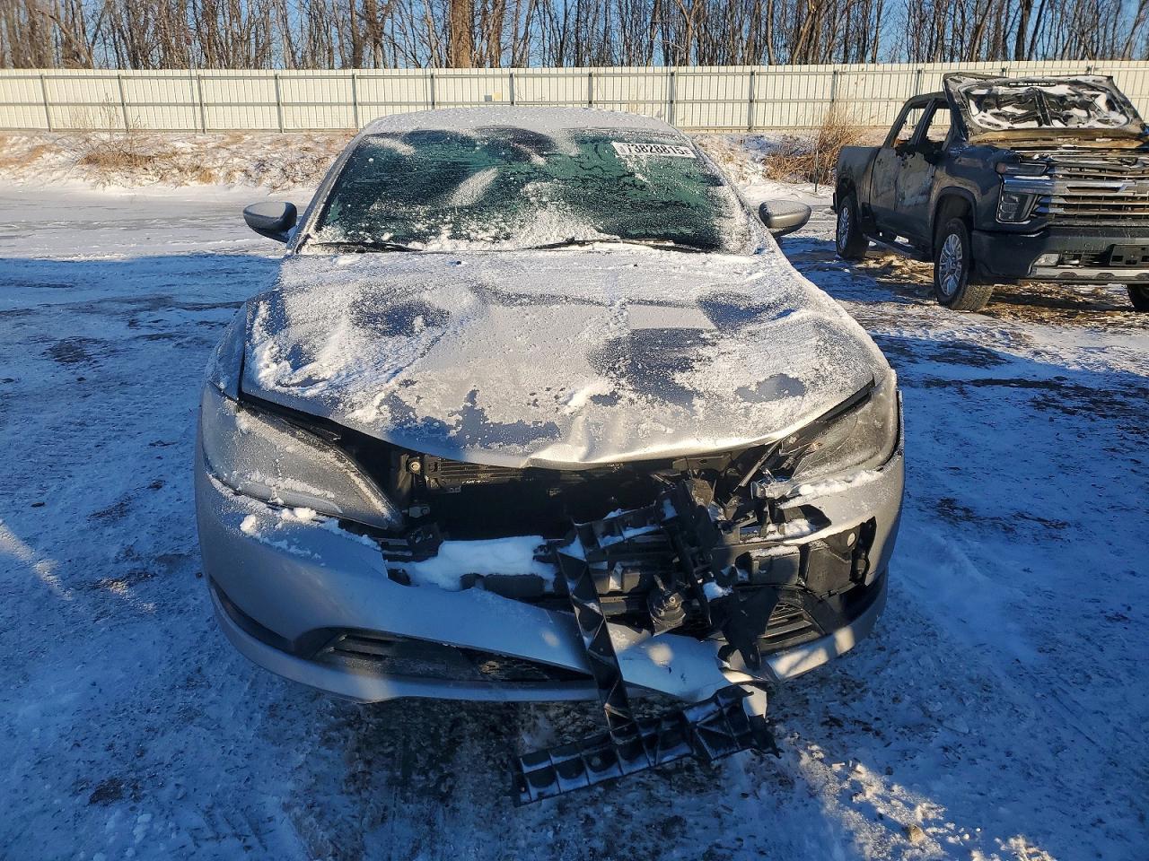 2015 Chrysler 200 S - Фото 5