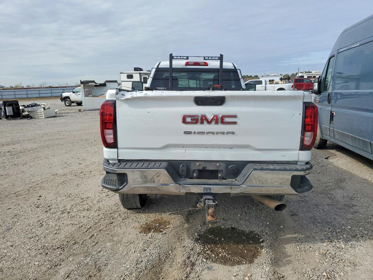 2022 GMC Sierra K2500 Heavy Duty - Image 6
