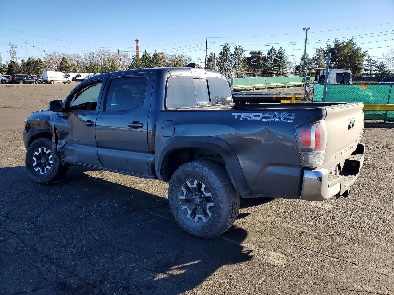 2023 Toyota Tacoma Double Cab - Фото 2
