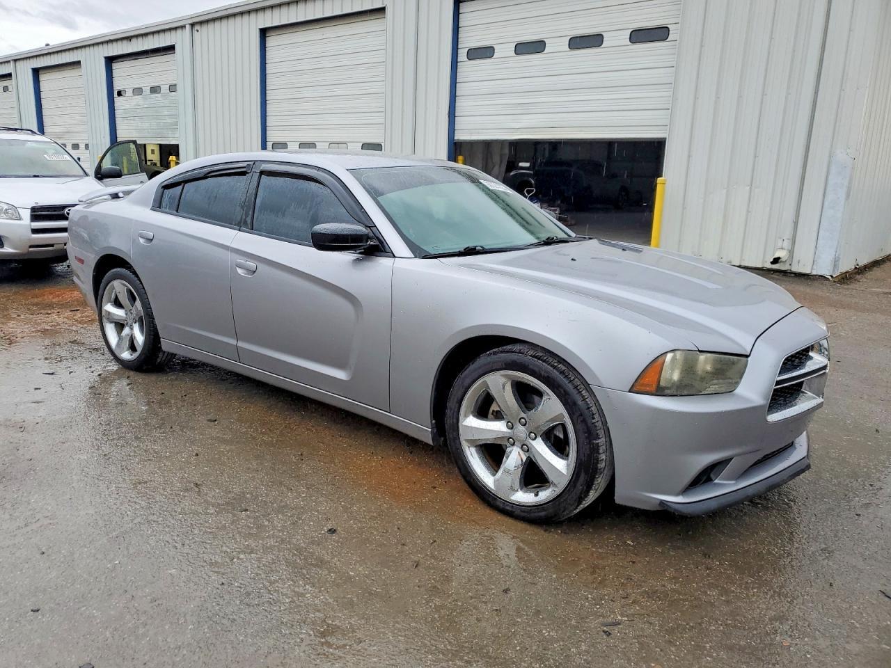 2011 Dodge Charger - Фото 4