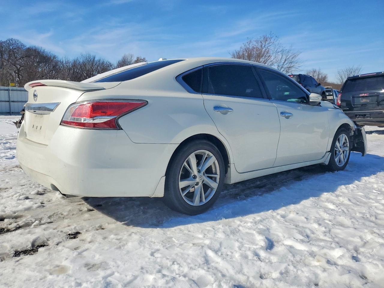 2015 Nissan Altima 2.5 - Фото 3