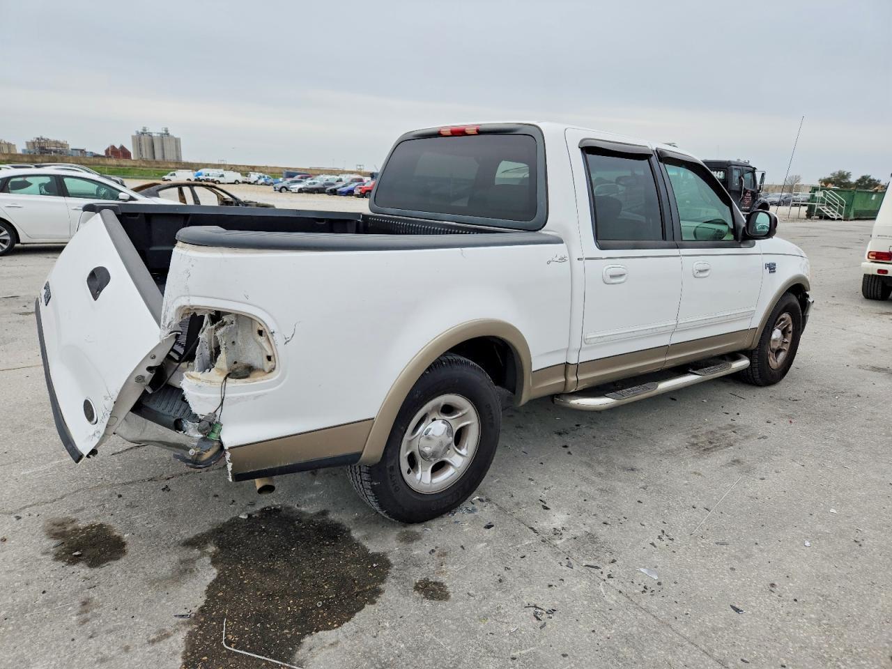 2002 Ford F150 Supercrew - Image 3
