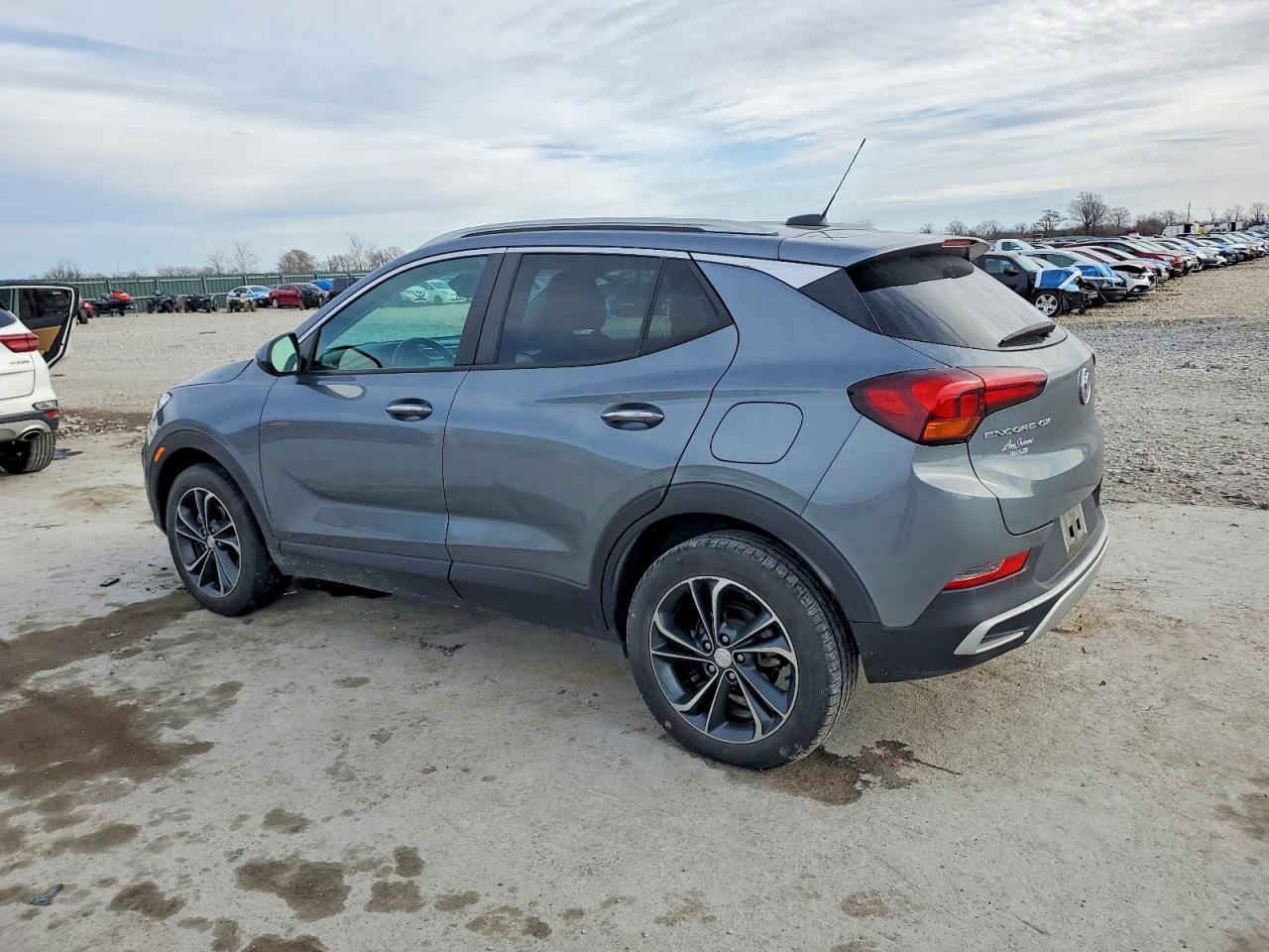 2022 Buick Encore Gx Select - Фото 2