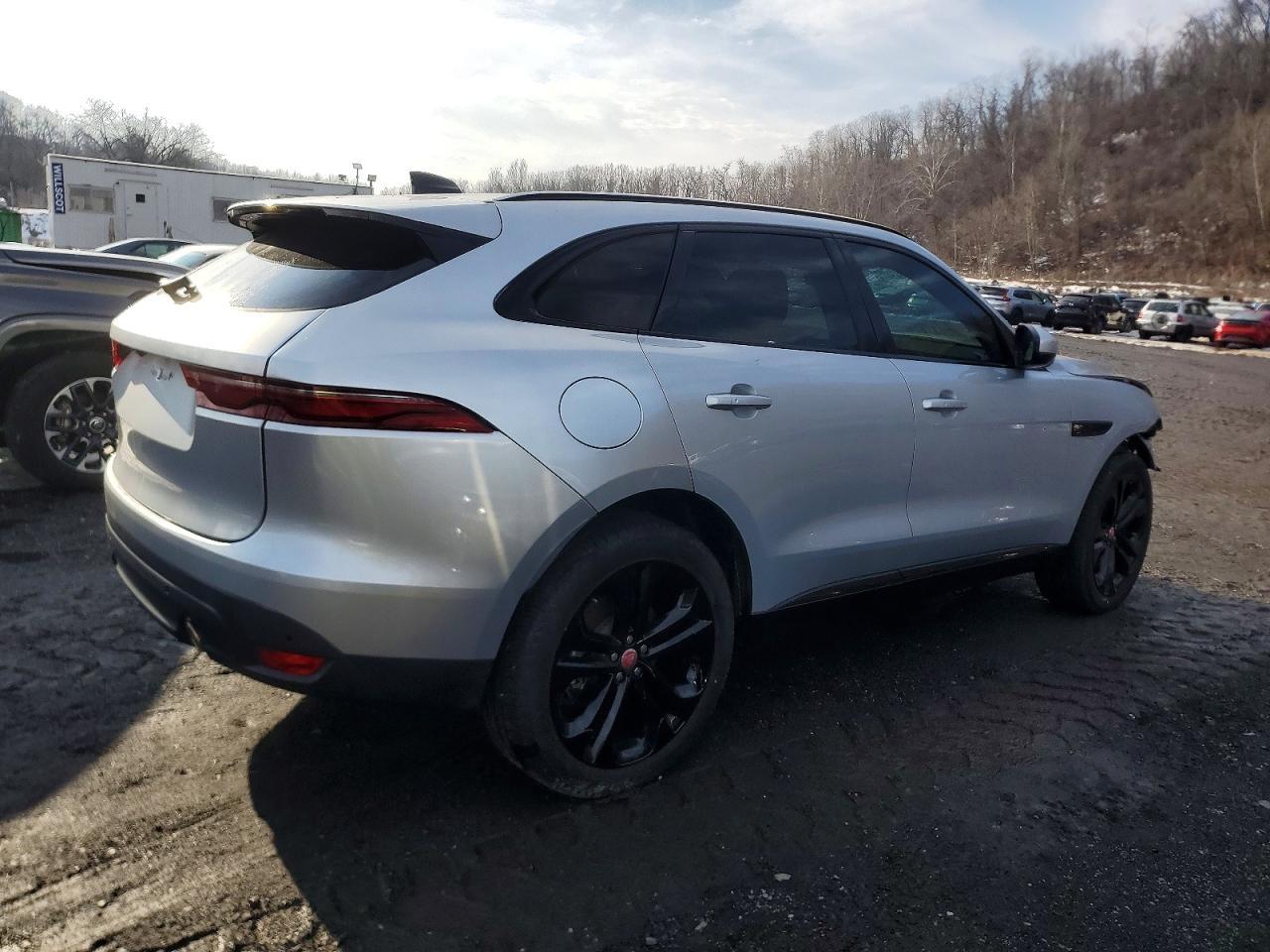 2023 Jaguar F-Pace S - Фото 3
