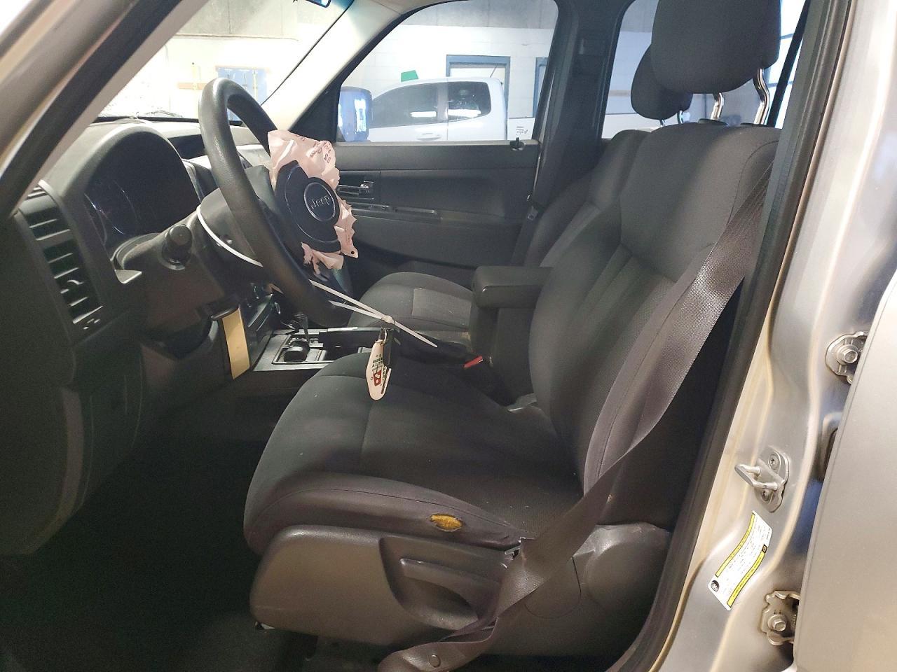 2011 Jeep Liberty Sport - Image 7