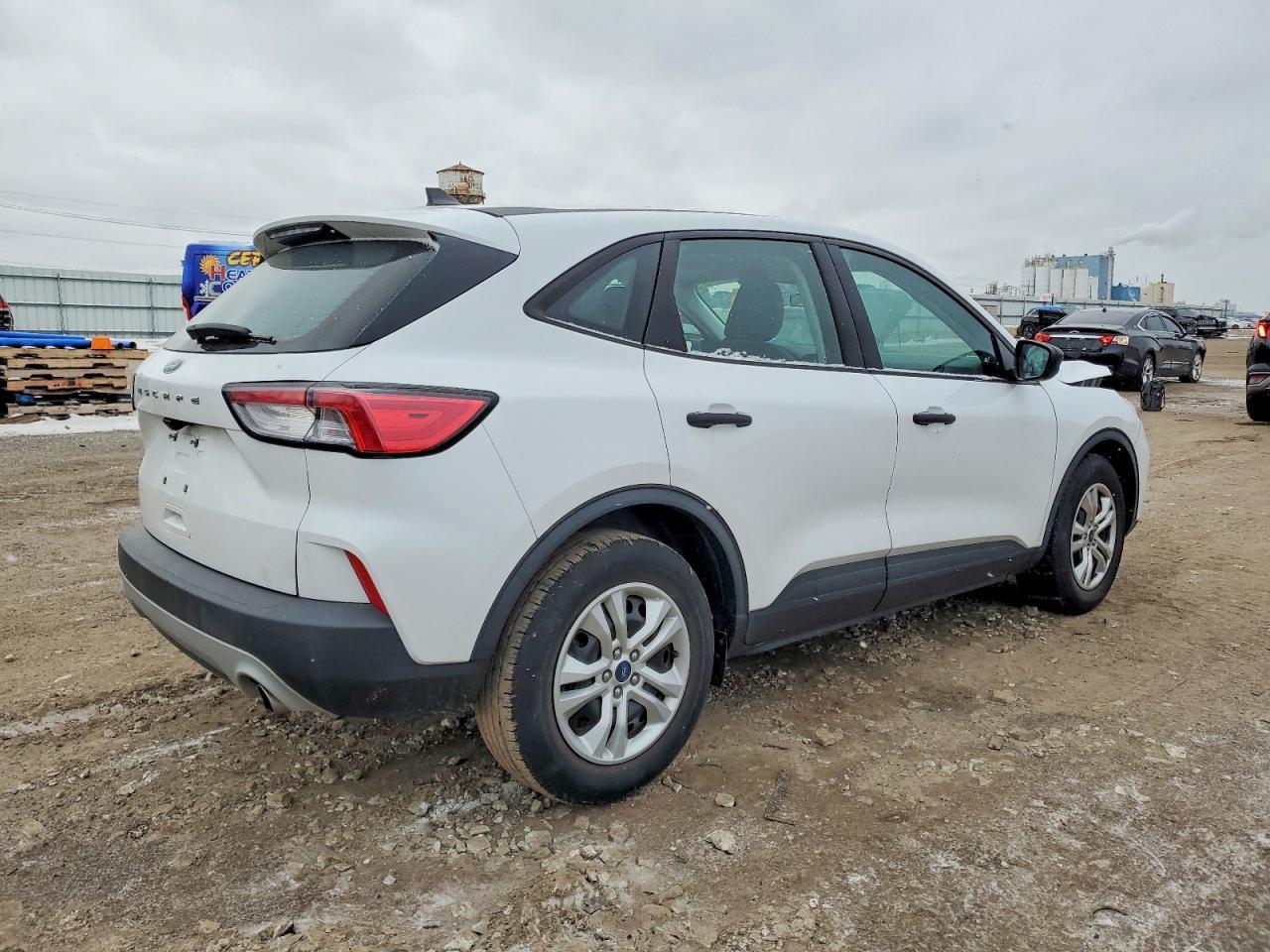 2021 Ford Escape S - Фото 3