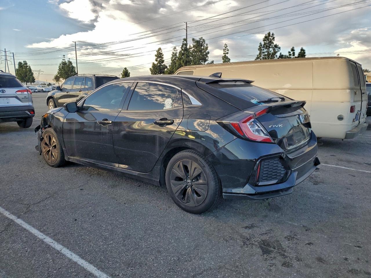 2018 Honda Civic Ex - Image 2
