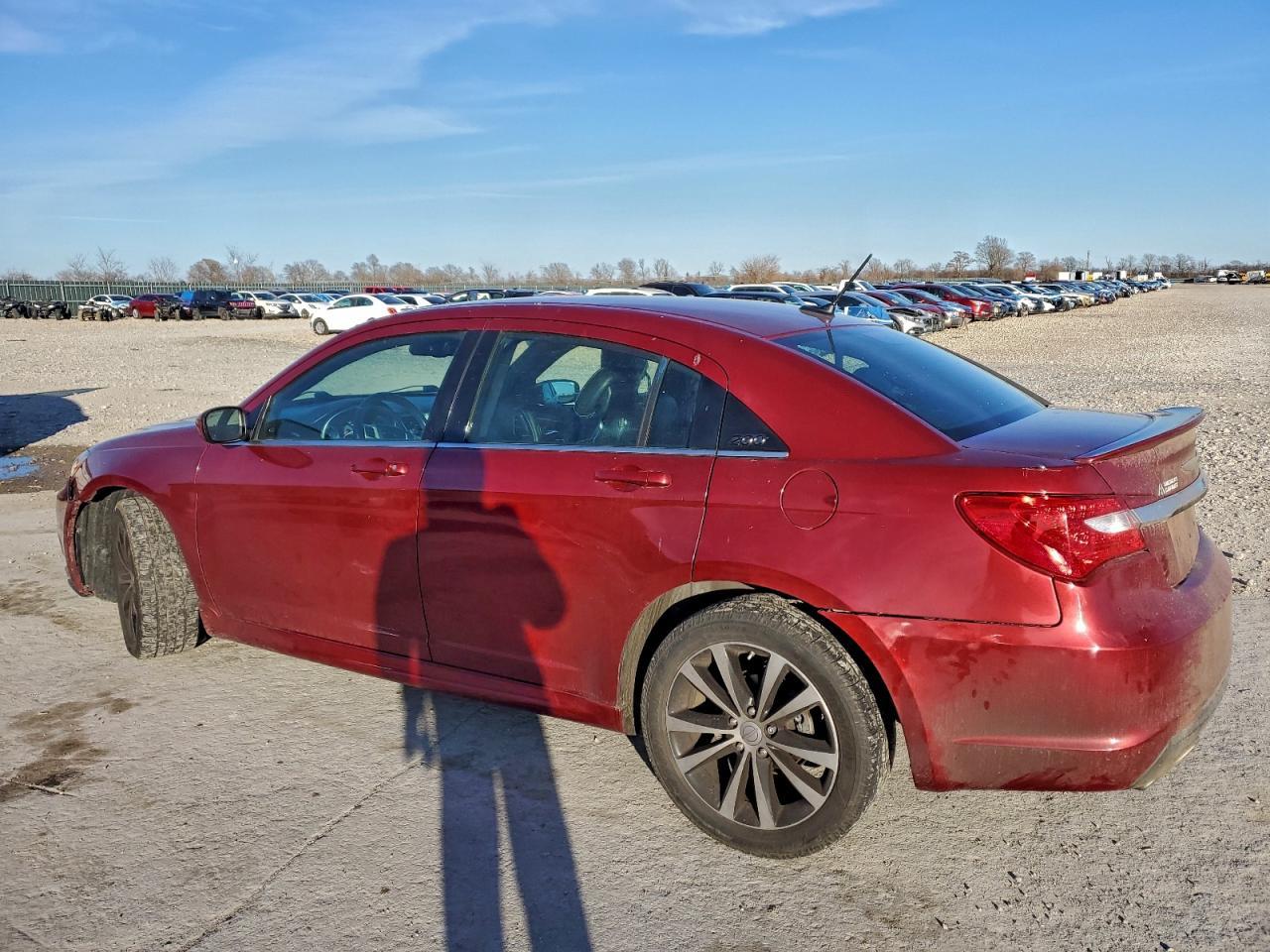 2014 Chrysler 200 Limited - Фото 2
