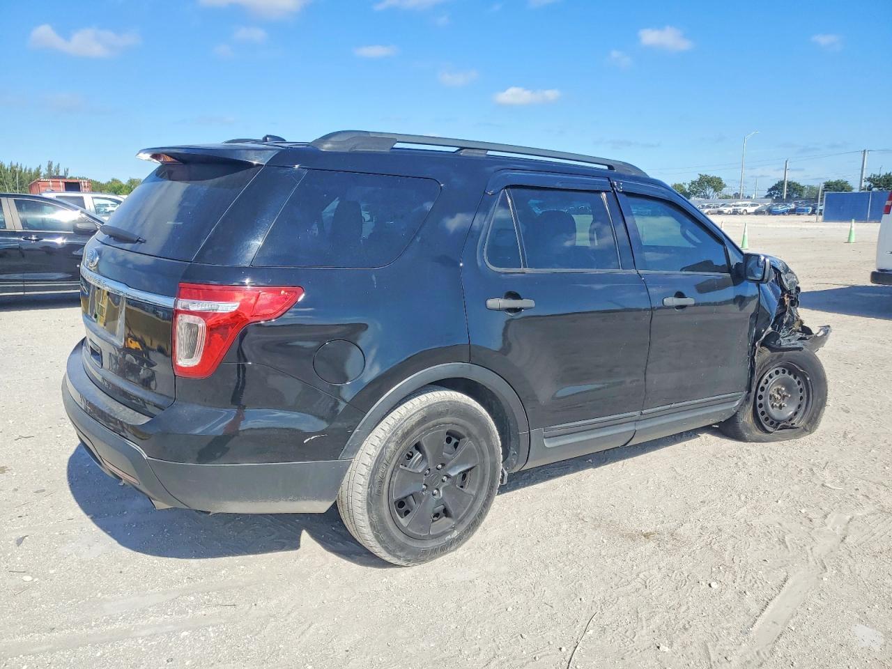 2012 Ford Explorer - Image 3