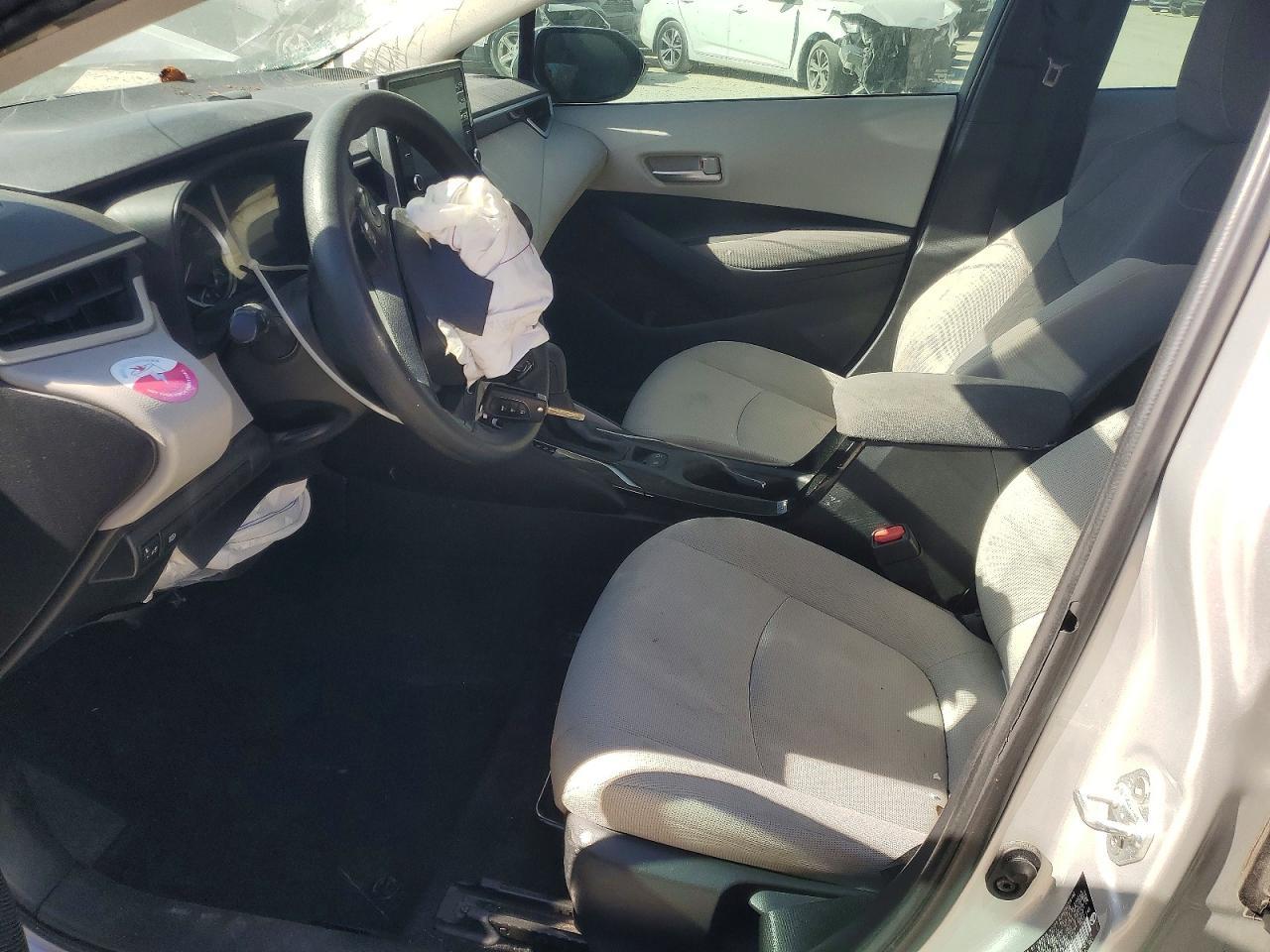 2020 Toyota Corolla Le - Фото 7