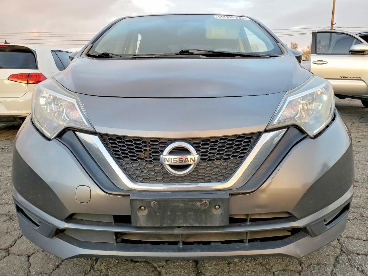 2018 Nissan Versa Note S - Фото 5