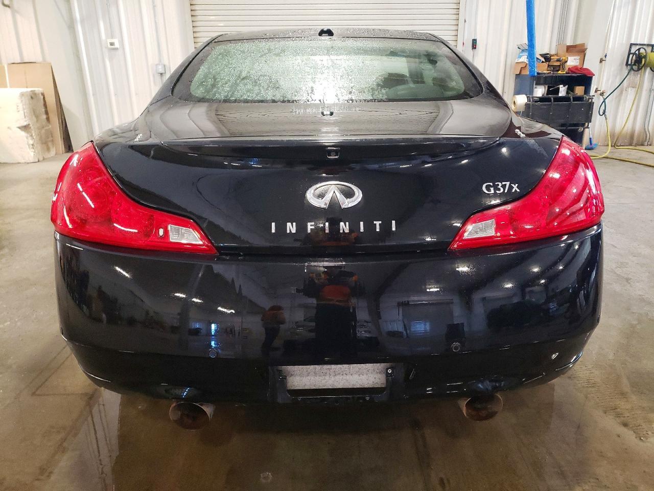 2012 Infiniti G37 - Image 6