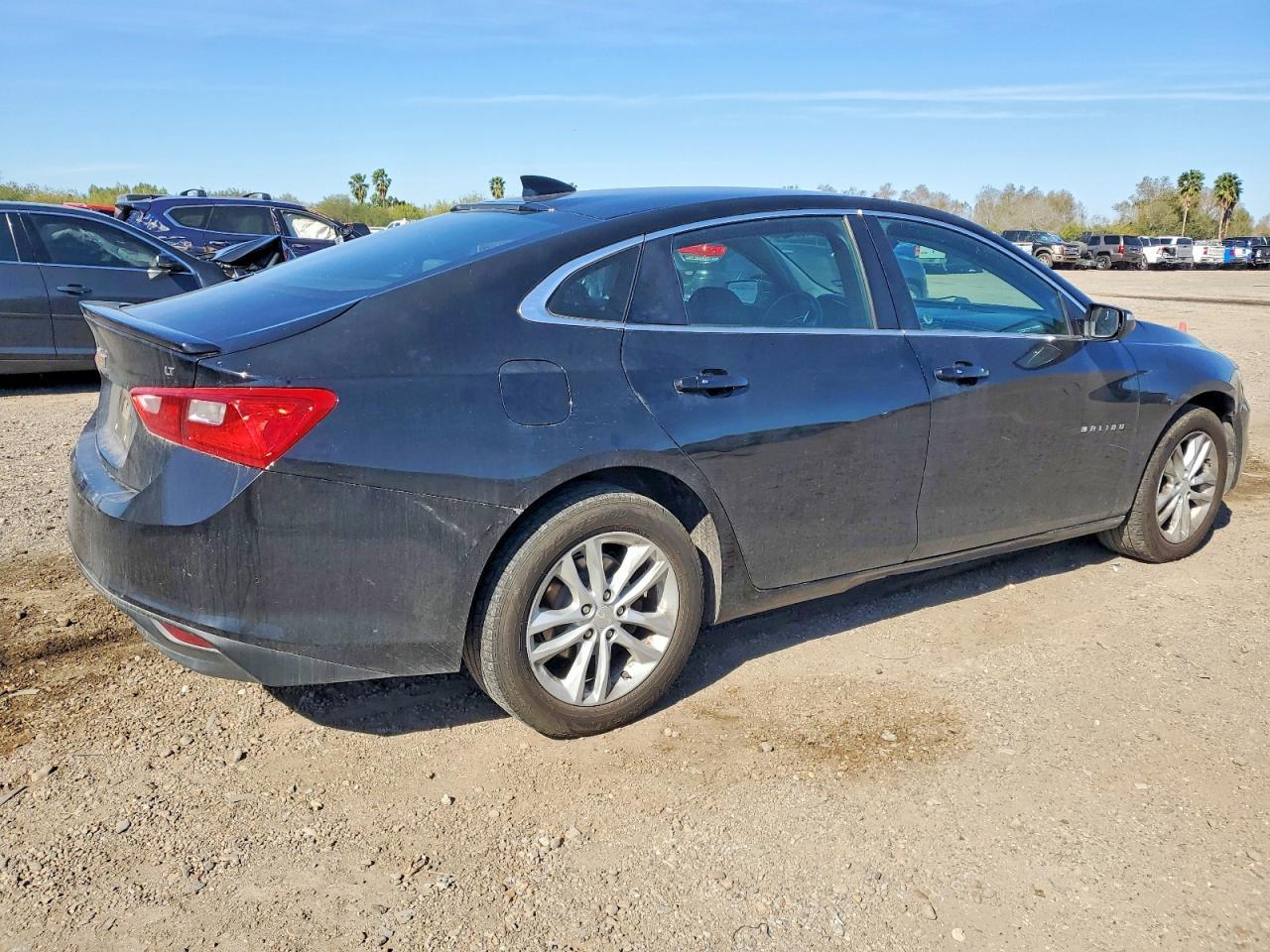 2017 Chevrolet Malibu Lt - Фото 3