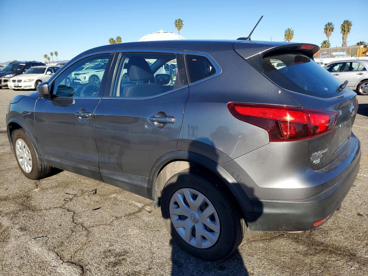 2019 Nissan Rogue Sport S - Image 2