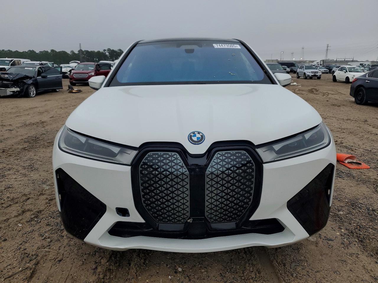 2024 BMW Ix xDrive50 - Фото 5