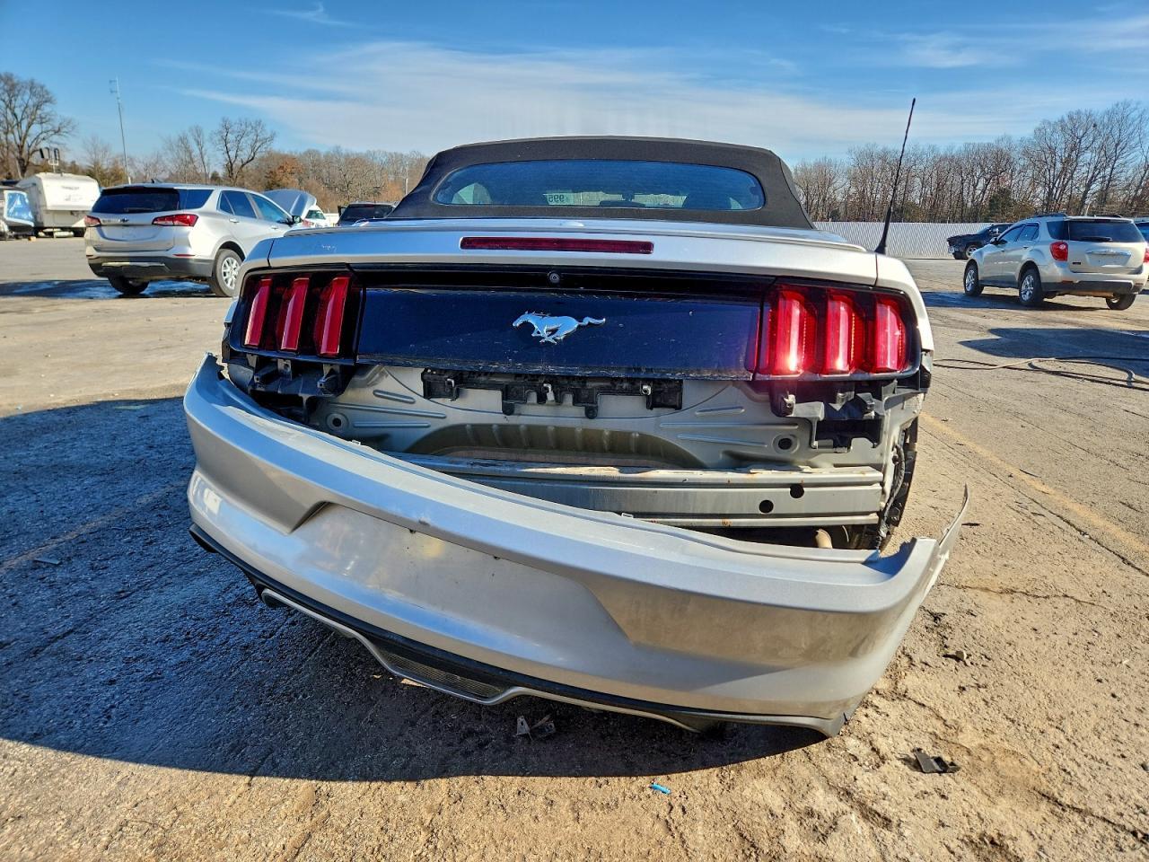 2016 Ford Mustang - Фото 6