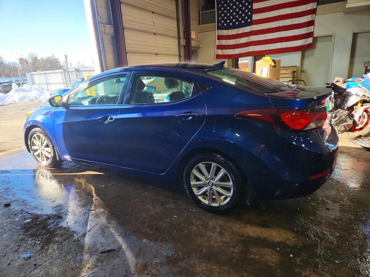 2015 Hyundai Elantra Se - Image 2