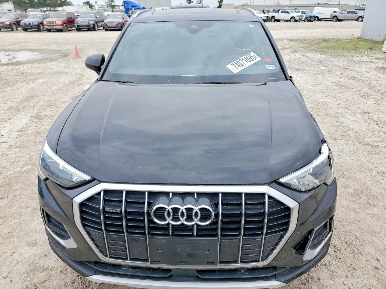 2021 Audi Q3 Premium 40 - Image 5