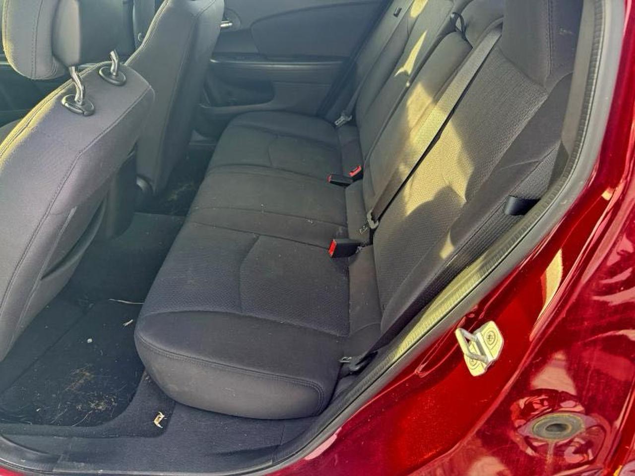 2013 Chrysler 200 Lx - Фото 6