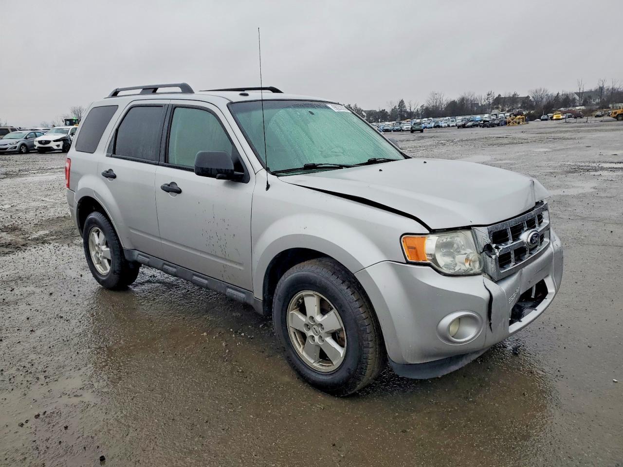 2010 Ford Escape Xlt - Image 4