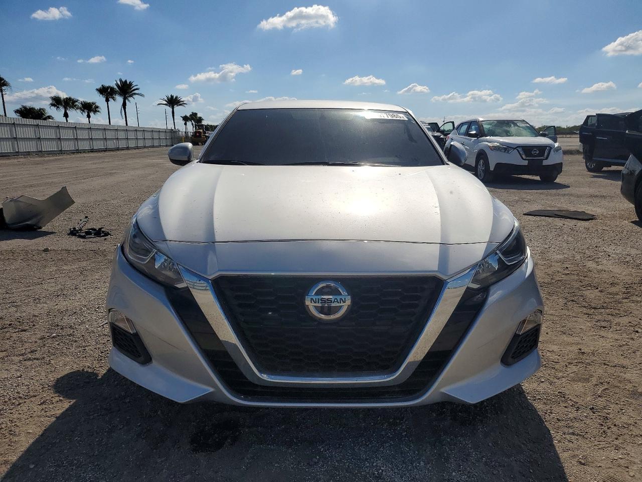 2020 Nissan Altima S - Image 5